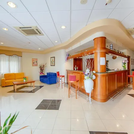 Costa Doro فندق 4*