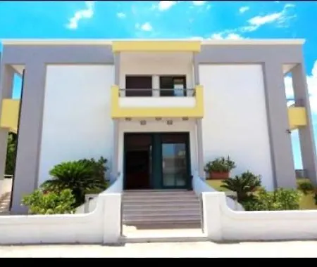 Szálloda Costa Doro 4*